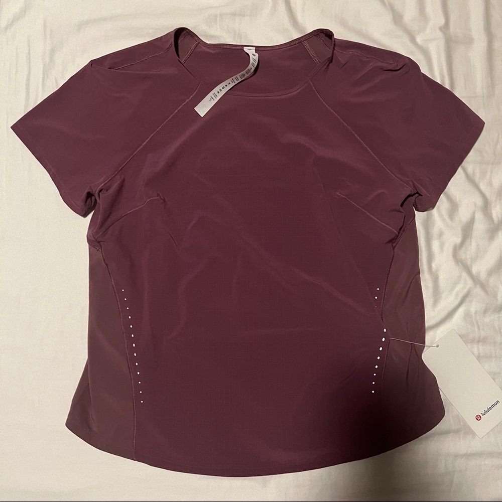 lululemon lightweight stretch run short sleeve size 6 NWT